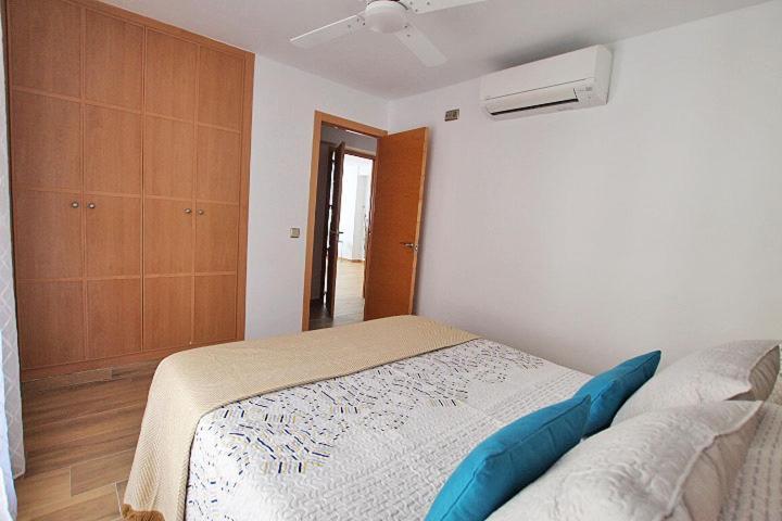 Apartamento Europa Primera Linea De Playa Guardamar Apartment กวาร์ดามาร์เดลเซกูรา ภายนอก รูปภาพ