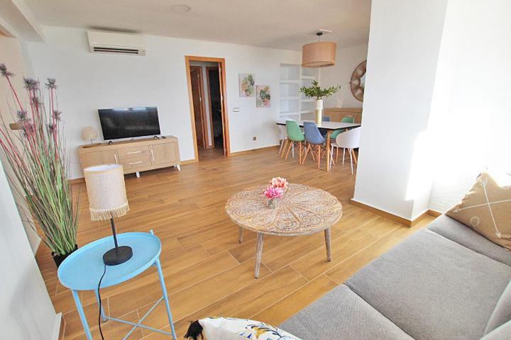 Apartamento Europa Primera Linea De Playa Guardamar Apartment กวาร์ดามาร์เดลเซกูรา ภายนอก รูปภาพ