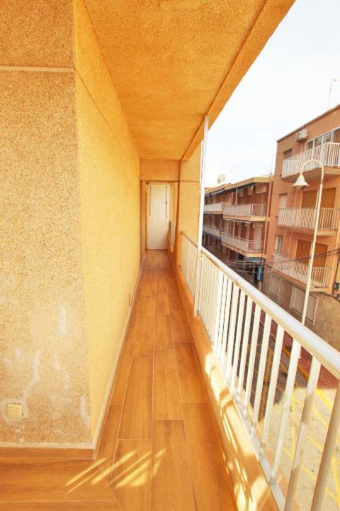 Apartamento Europa Primera Linea De Playa Guardamar Apartment กวาร์ดามาร์เดลเซกูรา ภายนอก รูปภาพ