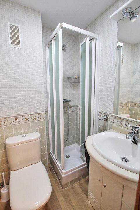 Apartamento Europa Primera Linea De Playa Guardamar Apartment กวาร์ดามาร์เดลเซกูรา ภายนอก รูปภาพ